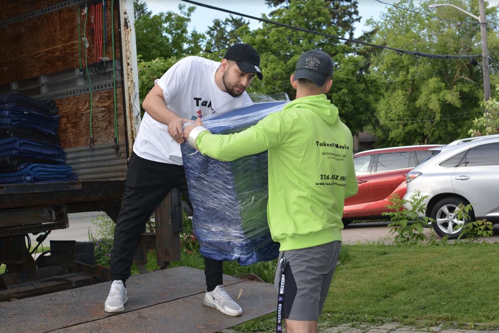 Long Distance Movers in Toronto